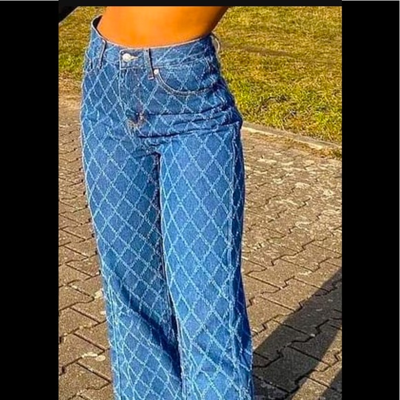 Adika Cliff Textured Pattern Jeans | WIDE - Picture 5 of 6